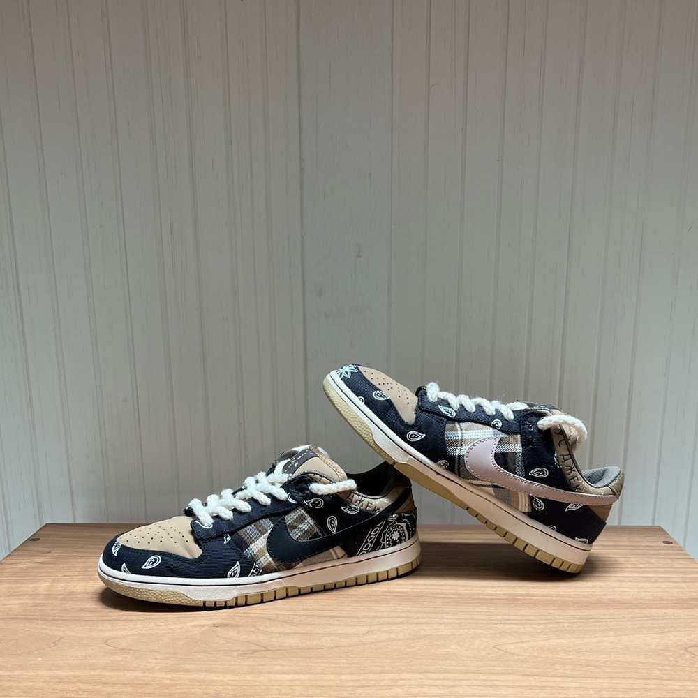 Nike SB Dunk Low Travis Scott Size 8 Cactus Jack CT5053 001 Premium QS